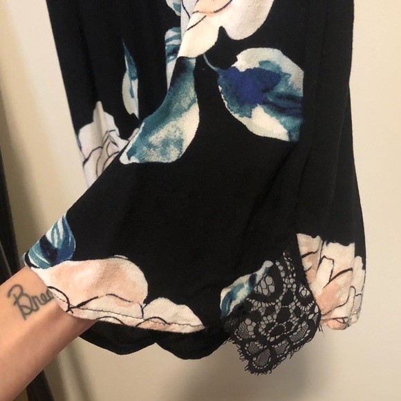 Adjustable Floral Romper - Picture 2 of 5